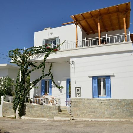 Esperos Seaside Suite In Adamas, Milos Buitenkant foto
