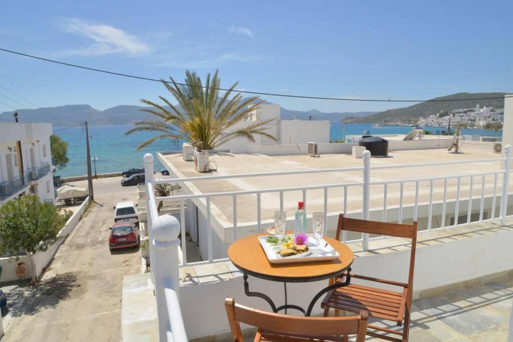 Esperos Seaside Suite In Adamas, Milos Buitenkant foto