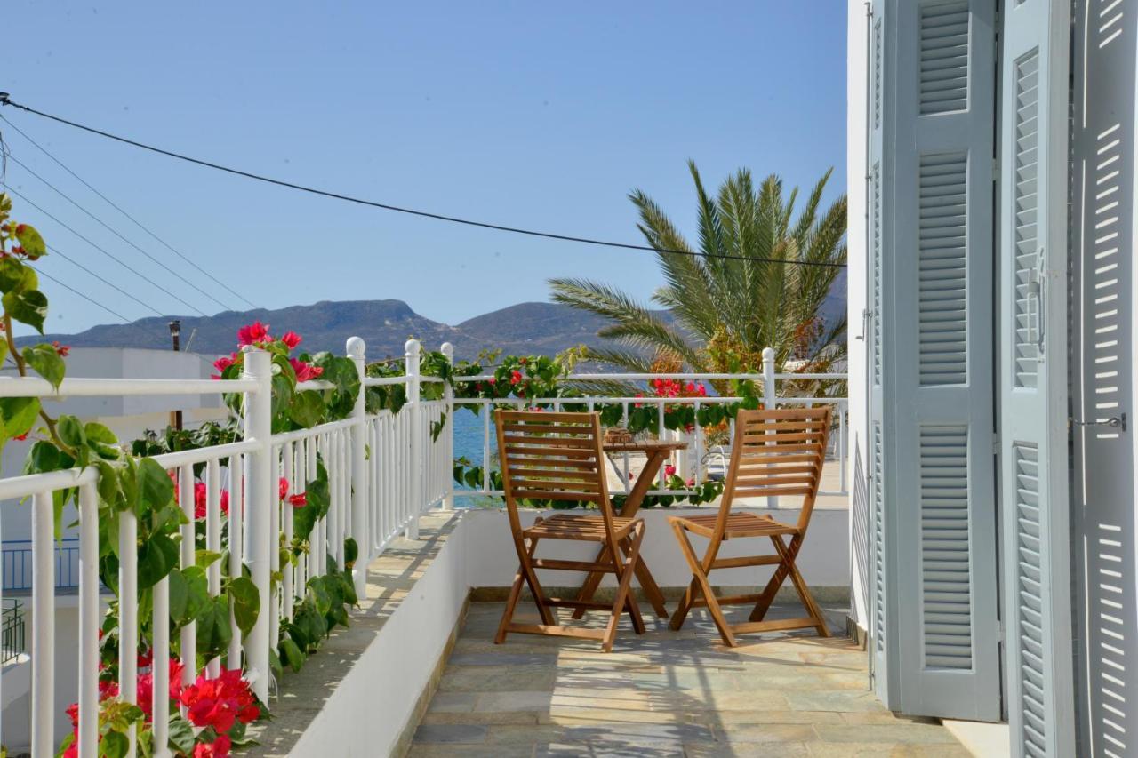 Esperos Seaside Suite In Adamas, Milos Buitenkant foto