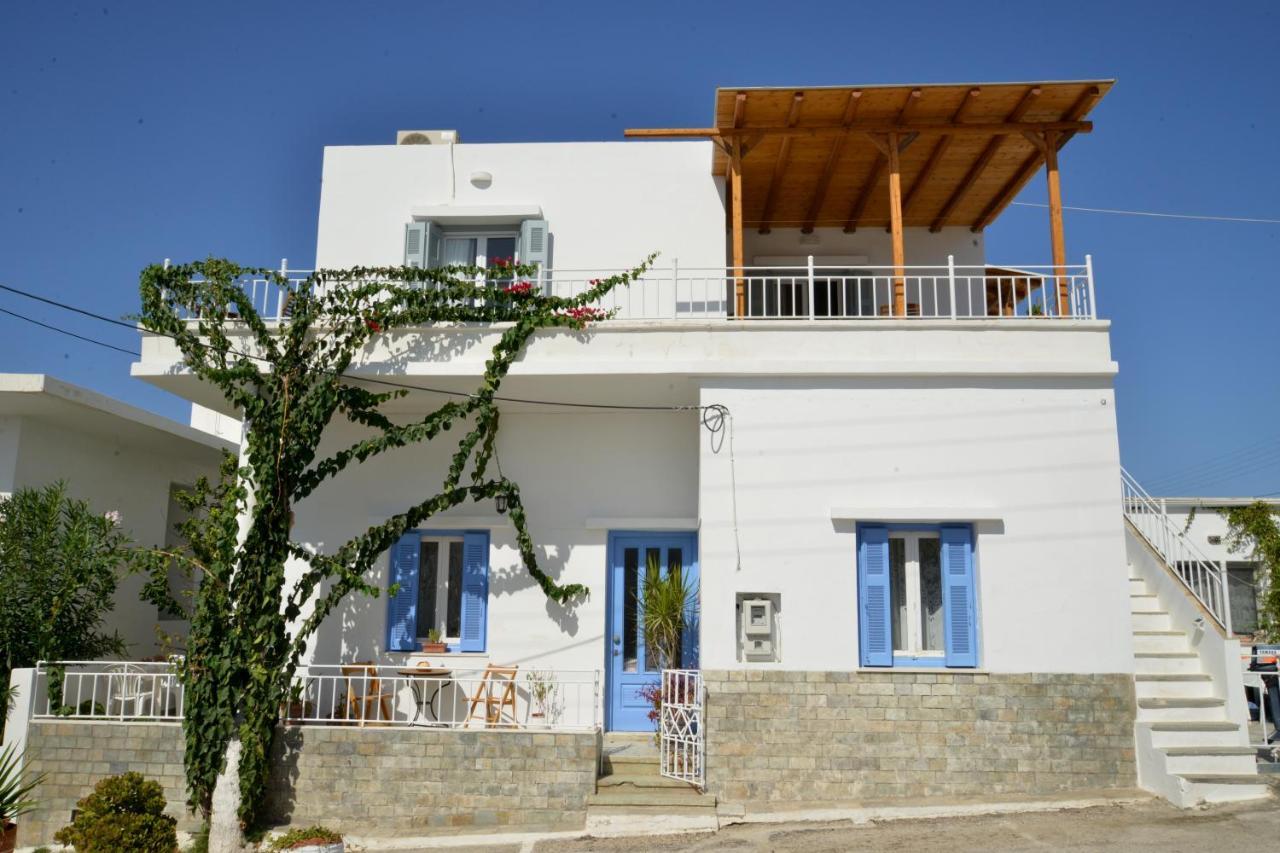 Esperos Seaside Suite In Adamas, Milos Buitenkant foto